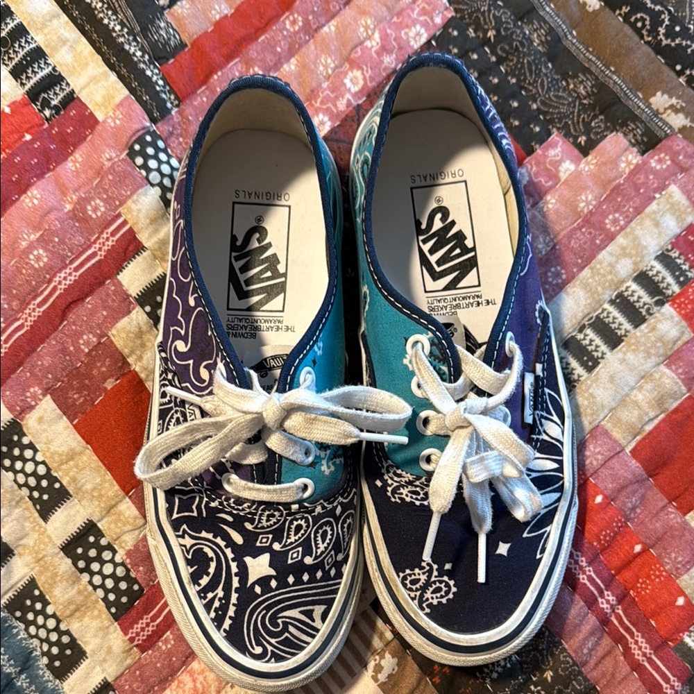 Vans Bedwin and The Heartbreakers Bandana Authentic *Limited Edition*